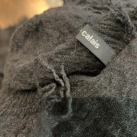 Pas de Calais black gauze scarf - Picture 6 of 6